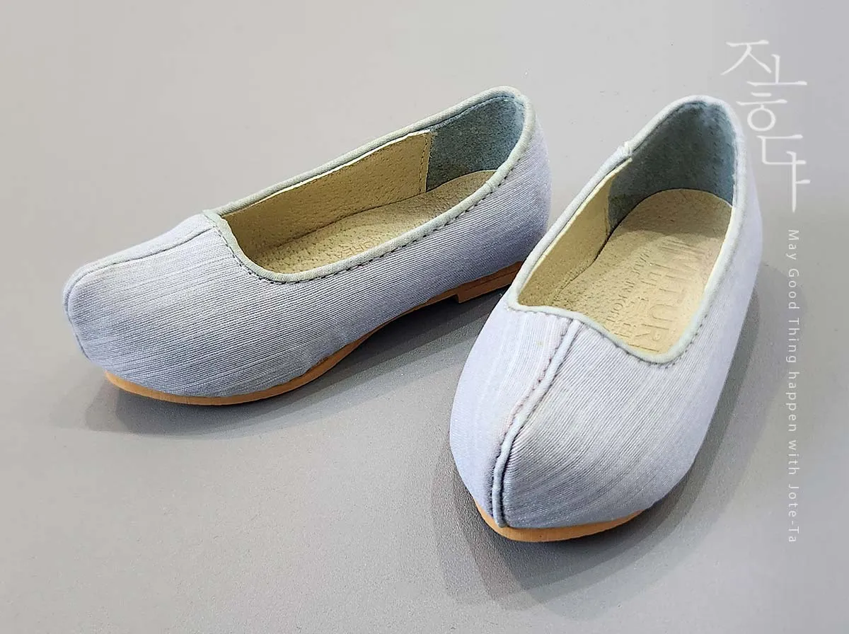Modern Baby Boy Hanbok Shoes in Skyblue