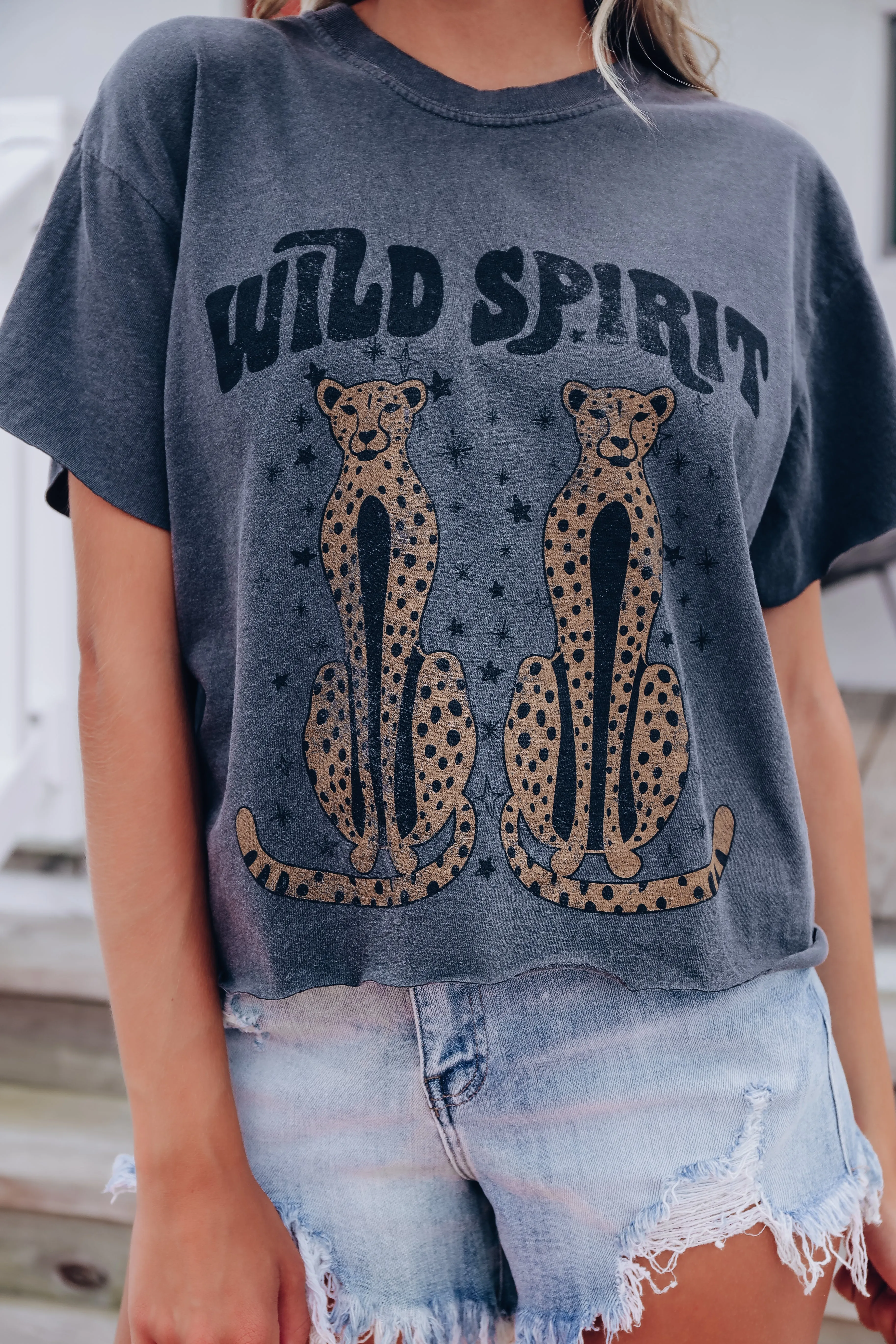 Wild Spirit Cheetah Cropped Graphic Tee - Pepper